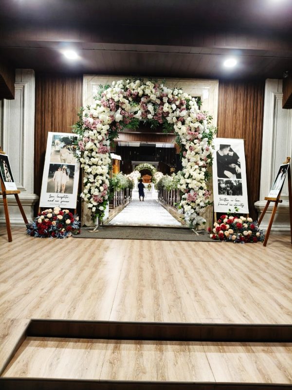 Dekor Wedding Gereja 01
