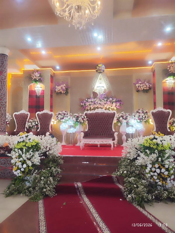 Dekorasi Wedding Gedung 05