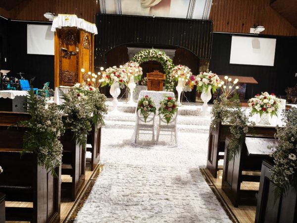 Dekor Wedding Gereja 03