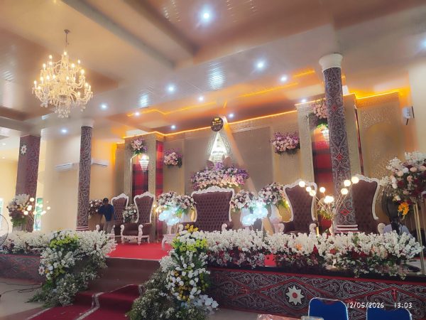 Dekorasi Wedding Gedung 04